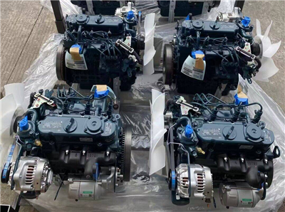 ما موتورهای Kubota D902 را در انبار داریم - 2300، 3200، و 3600 RPM