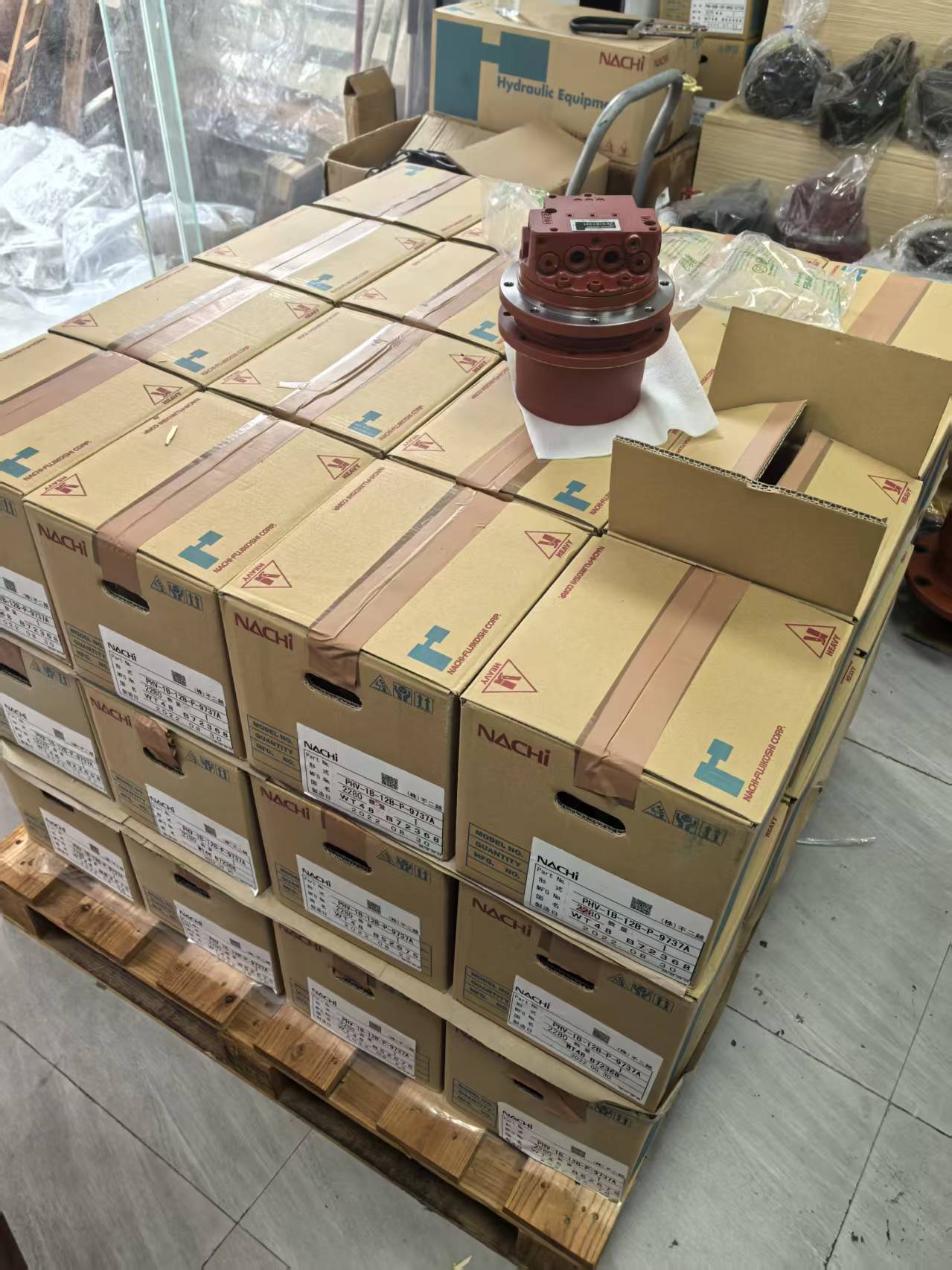 100+ PHV-1B-12B درایو نهایی موجود در انبار: کاهش قیمت برای مینی های 2 تنی